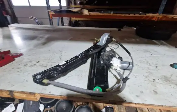 Jaguar XE Front door window regulator with motor GX7323200AD