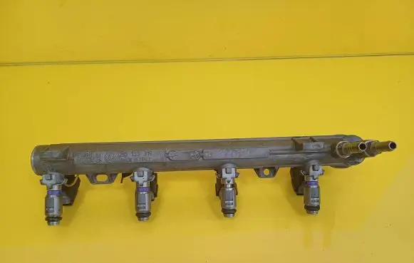 Volkswagen Golf IV Fuel main line pipe 036133319