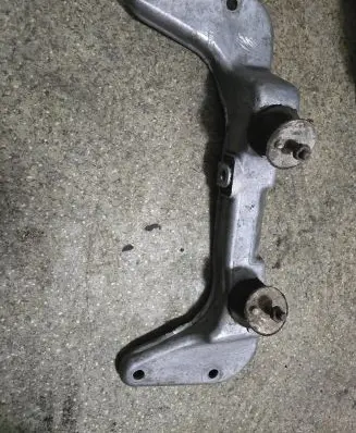 BMW 3 E36 Gear shift cable bracket 1141833