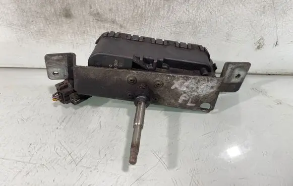 Volvo XC70 Headlight wiper motor 