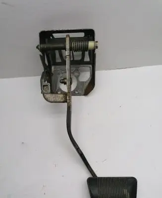Chrysler 300 - 300C Brake pedal