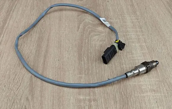 BMW 5 G30 G31 G38 Lambda probe sensor 8651104
