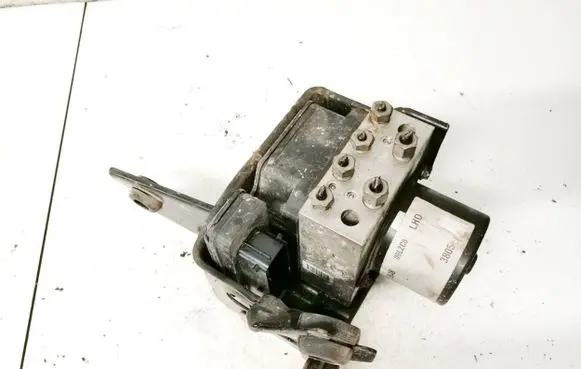 Opel Insignia A ABS Pump 13313805