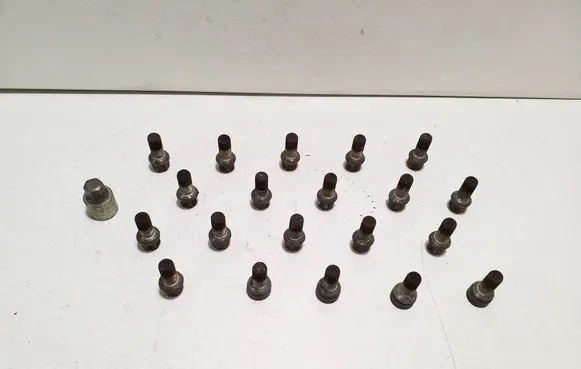 Audi TT TTS Mk2 Nuts/bolts 