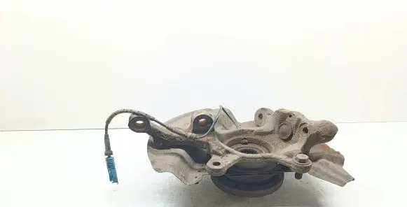 BMW X5 E53 Front wheel hub spindle knuckle