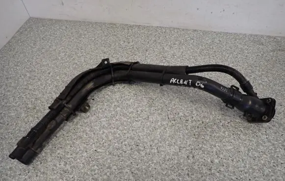 Hyundai Accent Fuel tank filler neck pipe 