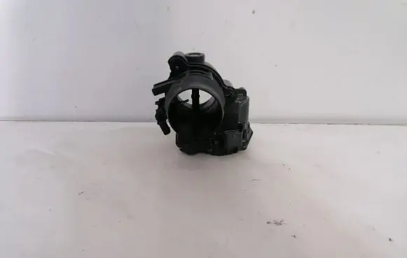 BMW 4 F32 F33 Throttle valve 8512452