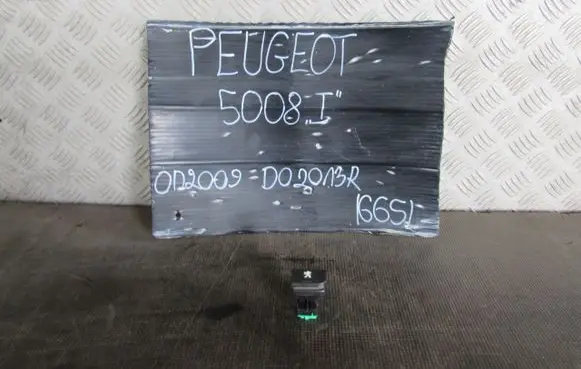 Peugeot 5008 Tailgate/trunk/boot open switch 