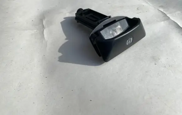 Mercedes-Benz C W204 Hand brake release handle A2044200177