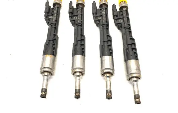 BMW X3 F25 Fuel injectors set 7639994