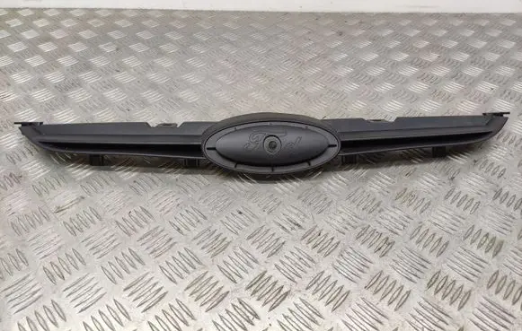 Ford Fiesta Front bumper upper radiator grill 8A618200