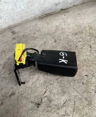 Volvo S60 Rear seatbelt buckle 34069267 31332720