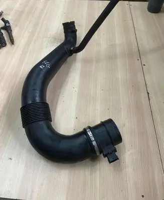 Iveco Daily 6th gen Air intake hose/pipe 5801317098