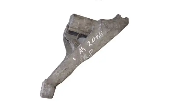 Audi A4 S4 B7 8E 8H Engine mounting bracket 8E0199307S