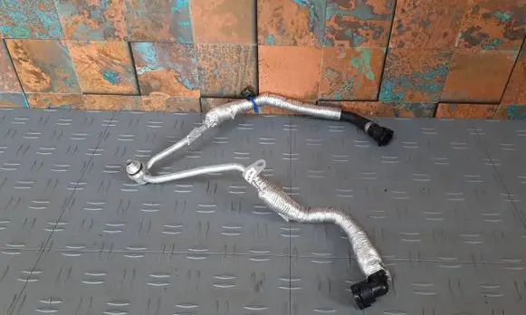 BMW 8 G16 Coolant pipe/hose 8596387 11538596387
