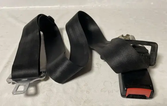 Audi A4 S4 B5 8D Middle seatbelt (rear) 8D0857713 560137100