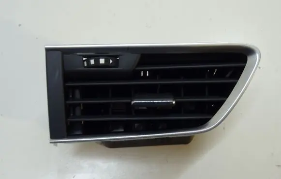 Peugeot 508 Dashboard side air vent grill/cover trim 9686445377 1010108