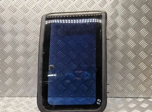 Nissan King Cab, Navara Rear side window