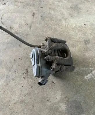 Mazda 6 Rear brake caliper