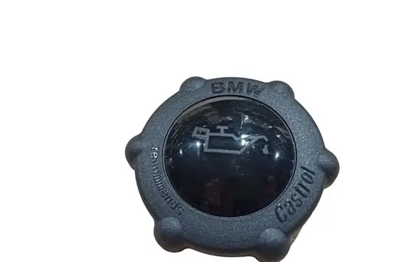 BMW 5 E60 E61 Oil filler cap 11127832157 7832157