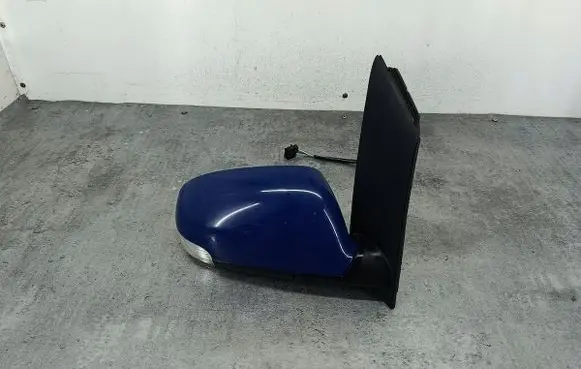 Volkswagen Touran I Front door electric wing mirror