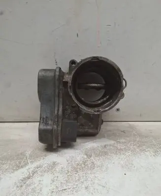 Volkswagen PASSAT B6 Throttle valve 03G128063B 2307B0316