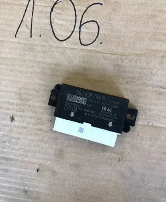 Audi TT TTS RS Mk3 8S Parking PDC control unit/module 5Q0919294M