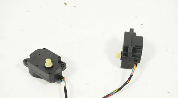 Volvo XC60 Air flap motor/actuator D31374767002