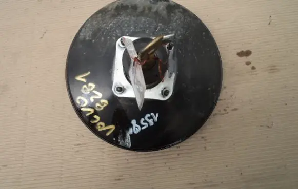 Volvo S70 V70 V70 XC Brake booster