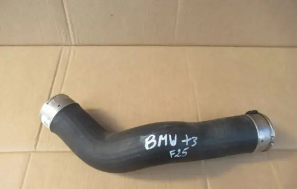 BMW X3 F25 Engine coolant pipe/hose 8513851