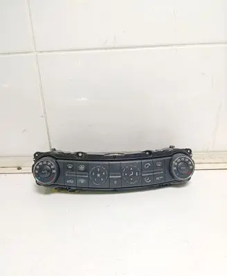 Mercedes-Benz E W211 Climate control unit 2118300385