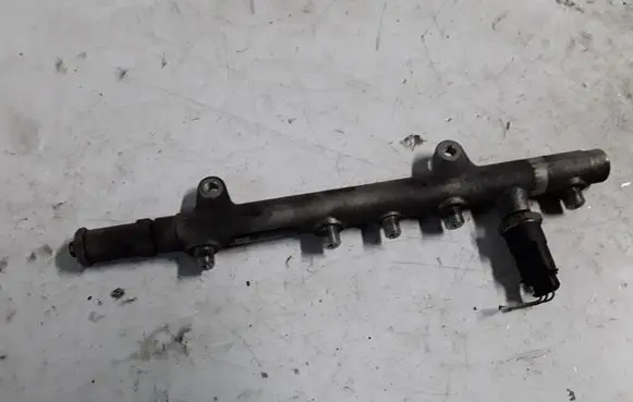 Renault Laguna II Fuel main line pipe 0445214024 8200347176