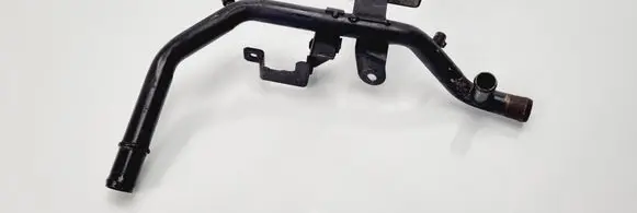 Volkswagen PASSAT B5 Engine coolant pipe/hose 028121065S