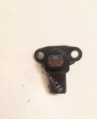Mercedes-Benz C W203 Air pressure sensor A0051537228