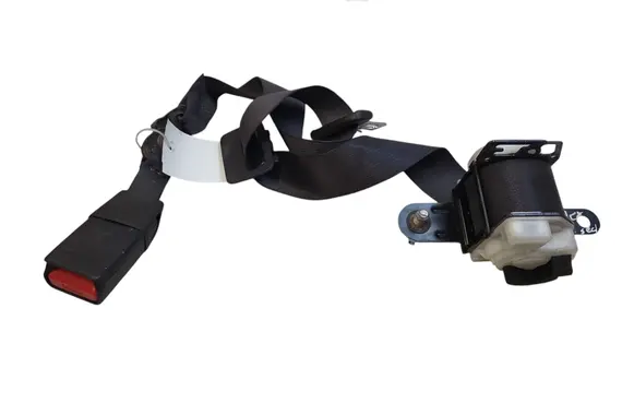 Middle seatbelt (rear)