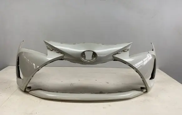 Toyota Yaris Front bumper 521190U931 521190DA40