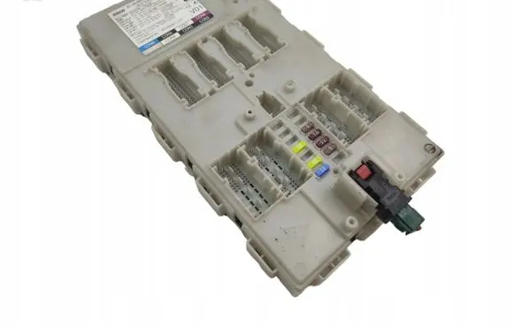 BMW M5 Trunk lid opening control unit 6830820