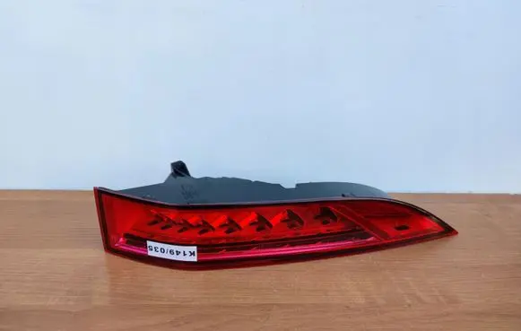 Jaguar F-Pace Rear/tail lights HK8313404