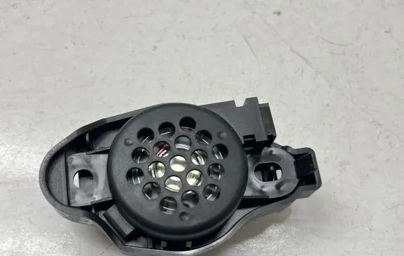 Mercedes-Benz EQC Parking PDC sensor speaker A0008220000