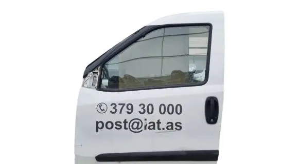 Opel Combo D Front door