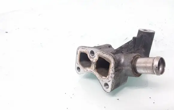 Opel Zafira A Engine coolant pipe/hose 90573652