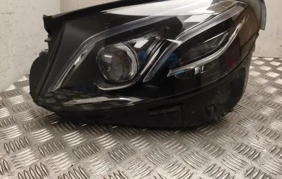 Mercedes-Benz E W213 Headlight/headlamp A2139066504