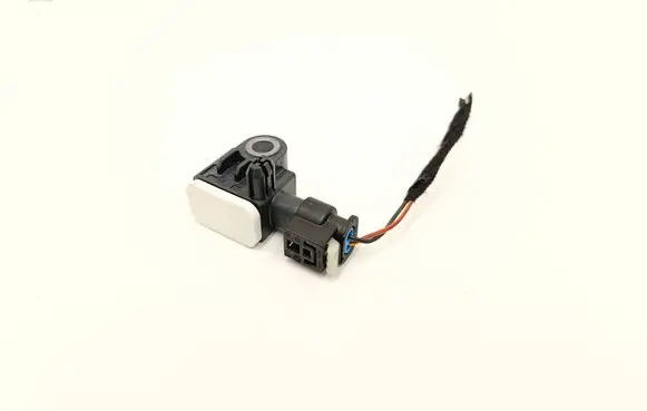 Mercedes-Benz A W176 Airbag deployment crash/impact sensor A1668210151 A0275458826