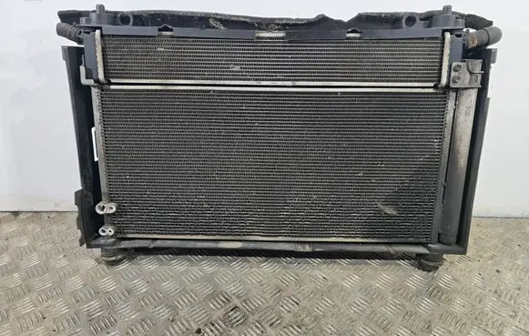 Toyota Auris E180 Radiator set 160400T540 163630T090