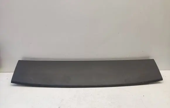 Citroen DS7 Crossback Tailgate trim 98168596