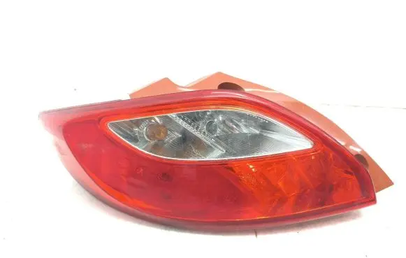 Mazda 2 Rear/tail lights D65151160 K2442