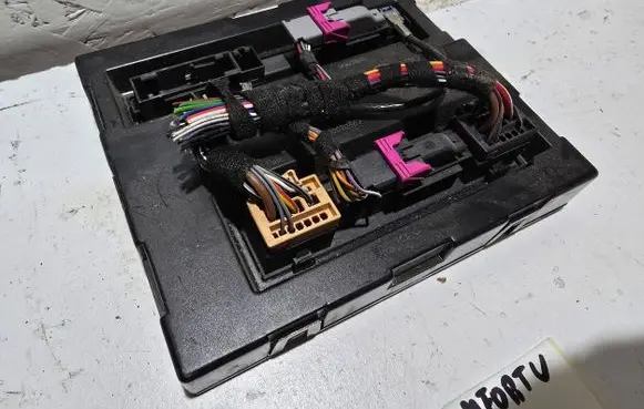 Audi A5 8T 8F Comfort/convenience module 8K0907064FE 0000206