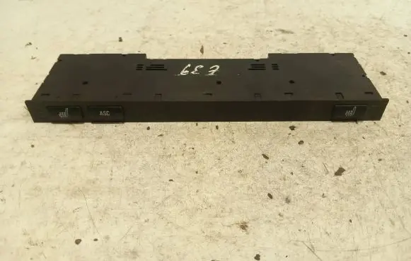 BMW 5 E39 Traction control (ASR) switch 61318373712 03742027