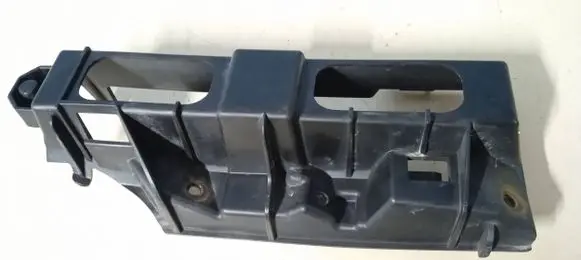 Toyota Aygo AB40 Fog light bracket 8143A0H030