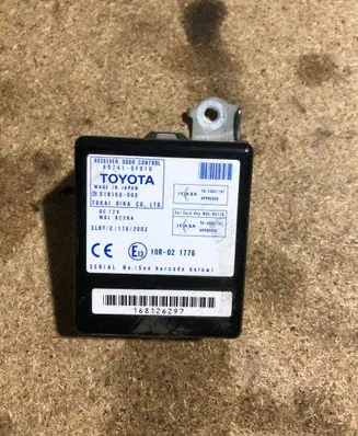Toyota Corolla Verso E121 Door control unit/module 897410F010 168126297 61B168000